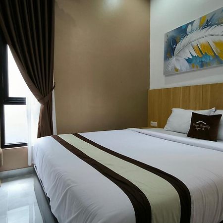 Premier Homestay Syariah Kalasan Exterior foto
