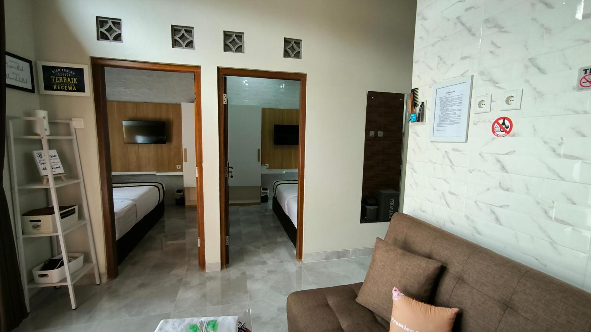 Premier Homestay Syariah Kalasan Exterior foto