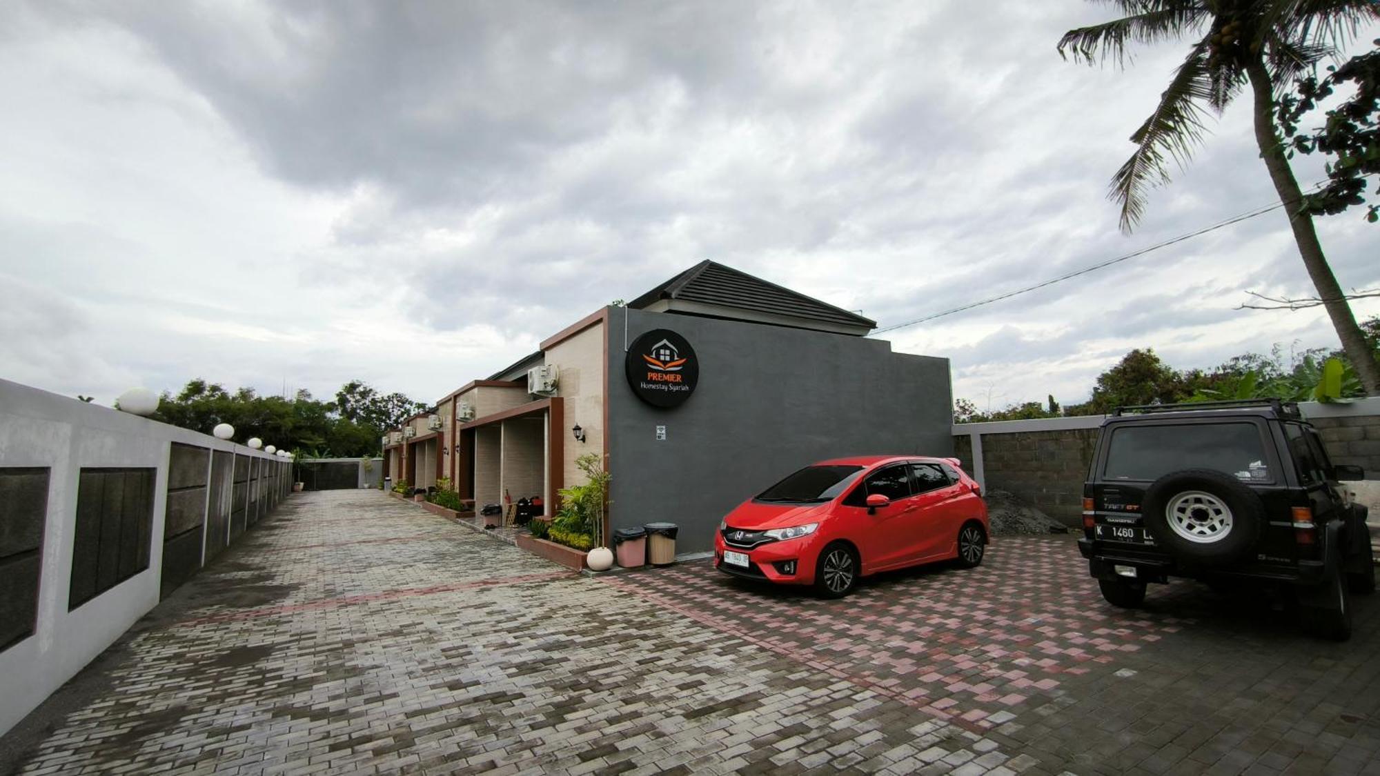 Premier Homestay Syariah Kalasan Exterior foto